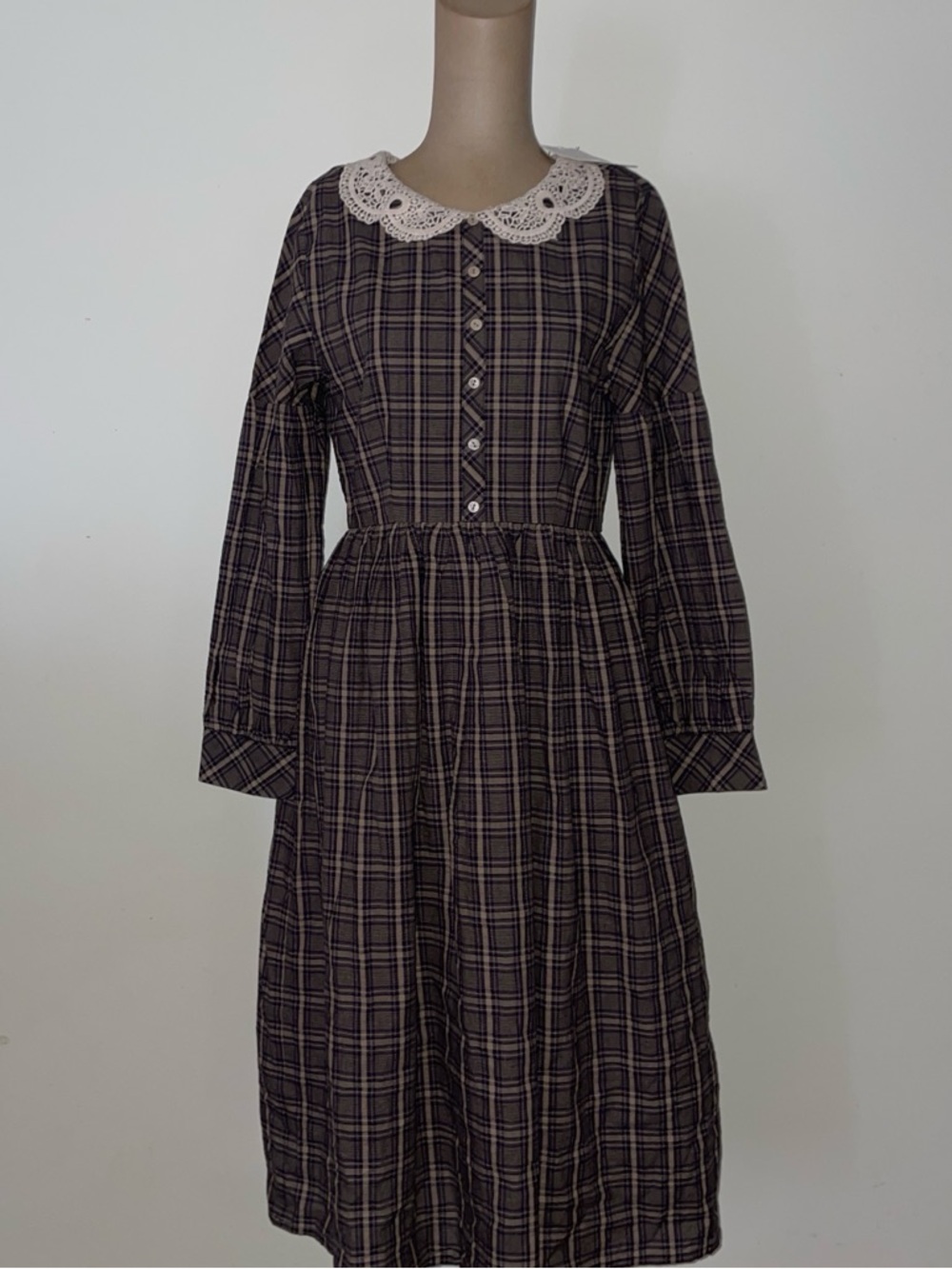 Plaid Long-Sleeve‎ Midi Dress with Crochet Collar-NWT Cottage Core/Grandma SZ.M